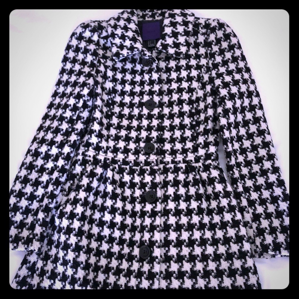 Classy black & white peacoat